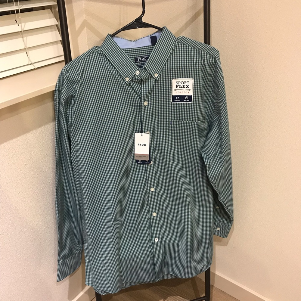 Brand New Mens IZOD Button down.